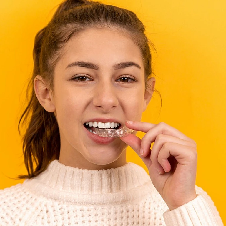 Pourquoi mon appareil dentaire me fait-il mal quand je mange ?